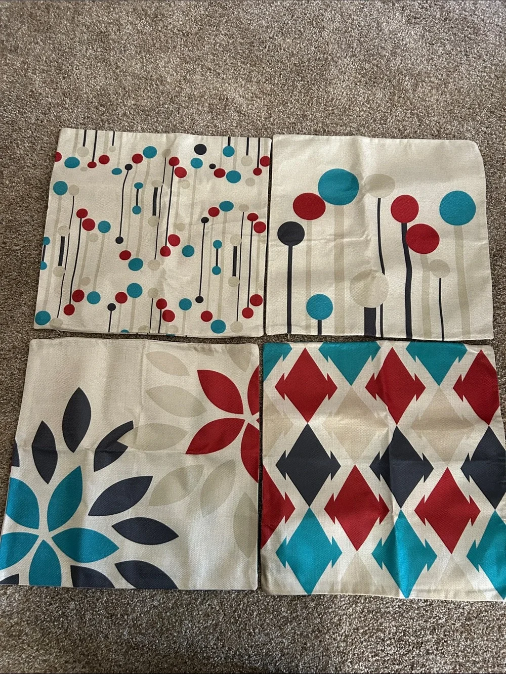 Pillow covers (4) with zipper “nwot” 17x17
